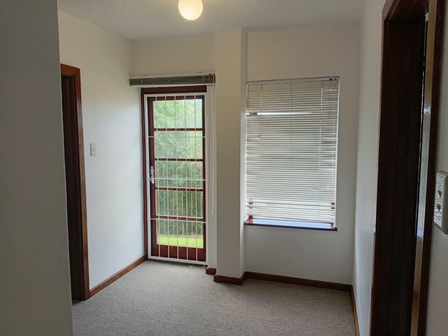2 Bedroom Property for Sale in Beacon Bay Eastern Cape